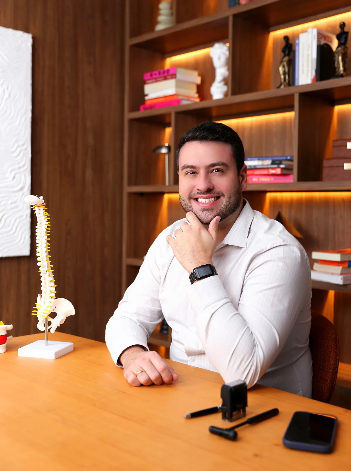 Dr. Felipe Klingelfus